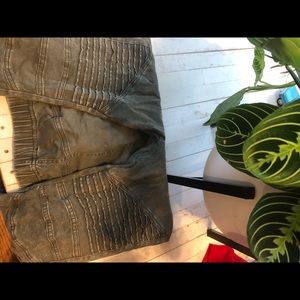 Hunter green Moro leggings